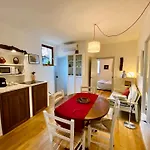 Casa Lucilla * بيتيجليانو